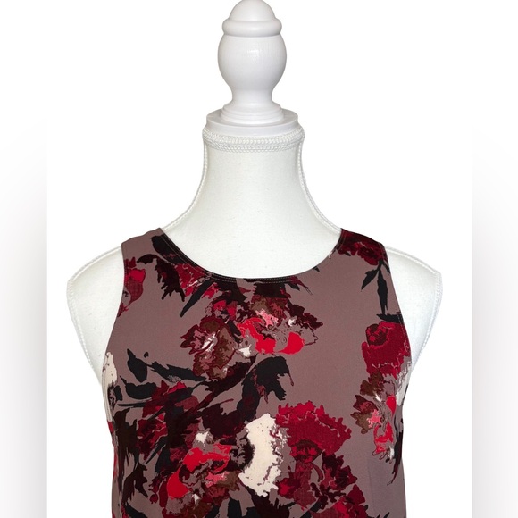 Wilfred Floral Tank Top - Burgundy and Black - Picture 3 of 6